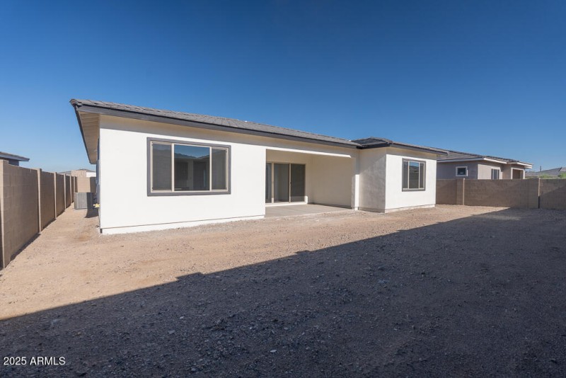 Tri Pointe Whispering Hills 94 - Backyar