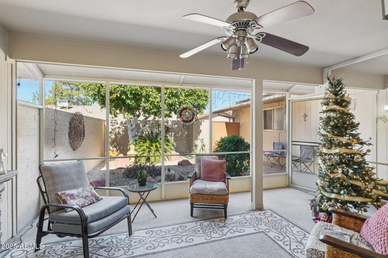 25-web-or-mls-W Countryside Dr-S0611-025