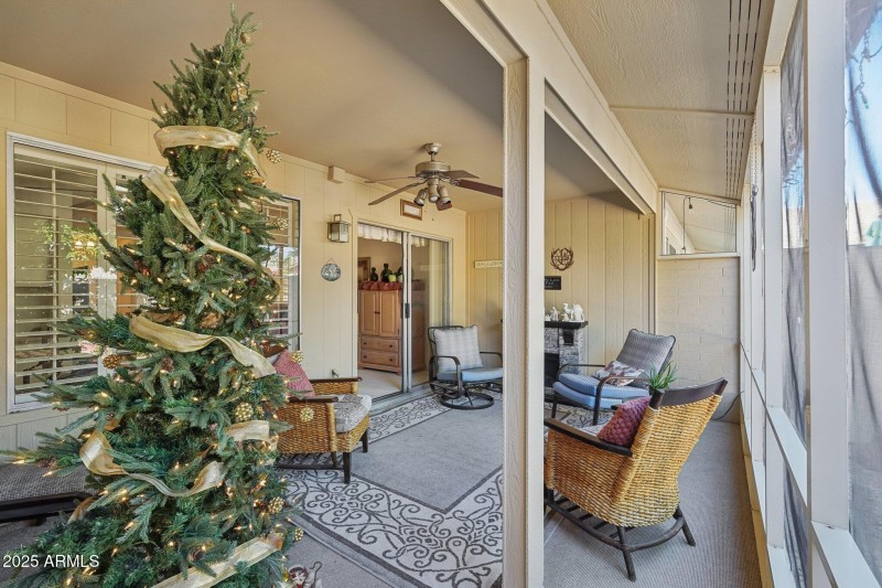 34-web-or-mls-W Countryside Dr-S0611-034