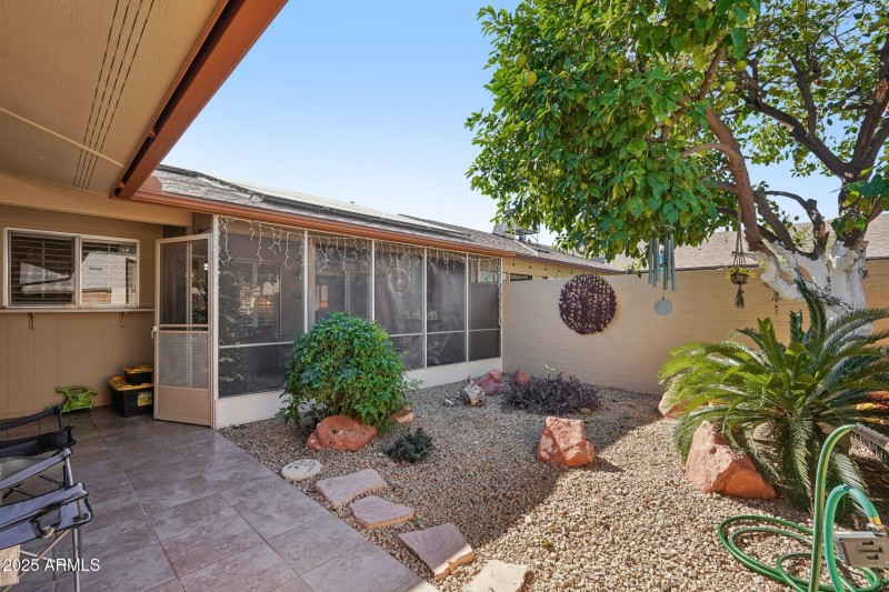 36-web-or-mls-W Countryside Dr-S0611-036