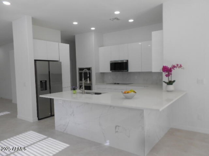 26811 N 41st Ct pic 7