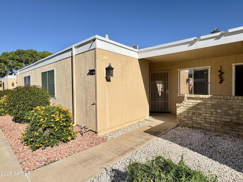 053C95B5-6D55-4F5D-9FB3-575C287F4D57_1_2