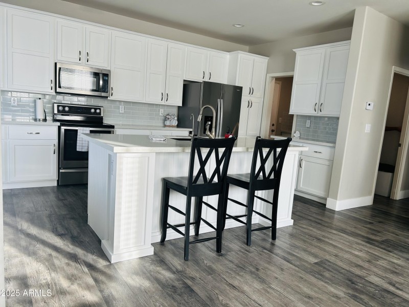 8) 64561-68fcfbc812d4f