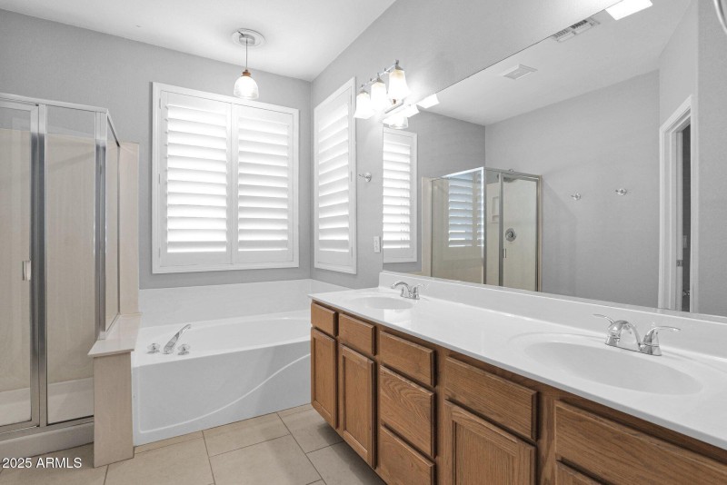 24-web-or-mls-P1044263