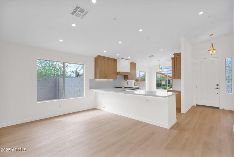 16-web-or-mls-P1326958