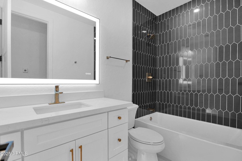 24-web-or-mls-P1326971