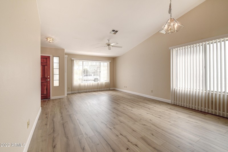 16205 E Glenpoint Dr (12)