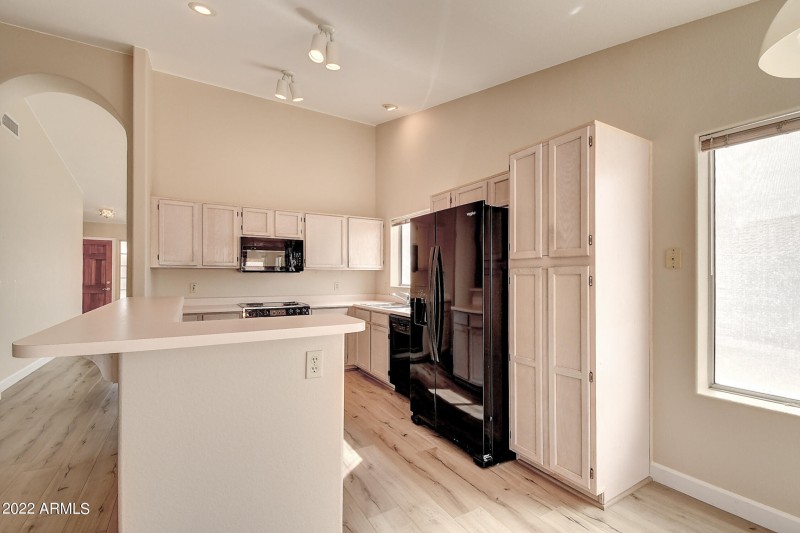 16205 E Glenpoint Dr (16)