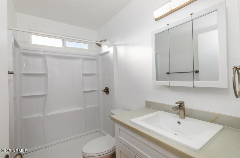 50644 N 1st St Aguila Home-2