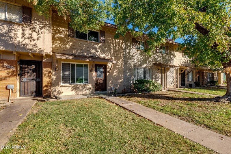 Front from NW corner