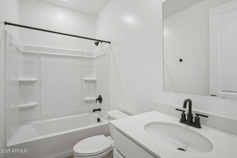 18-web-or-mls-La Senda Dr W-S0511-018