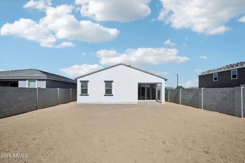 32-web-or-mls-La Senda Dr W-S0511-032