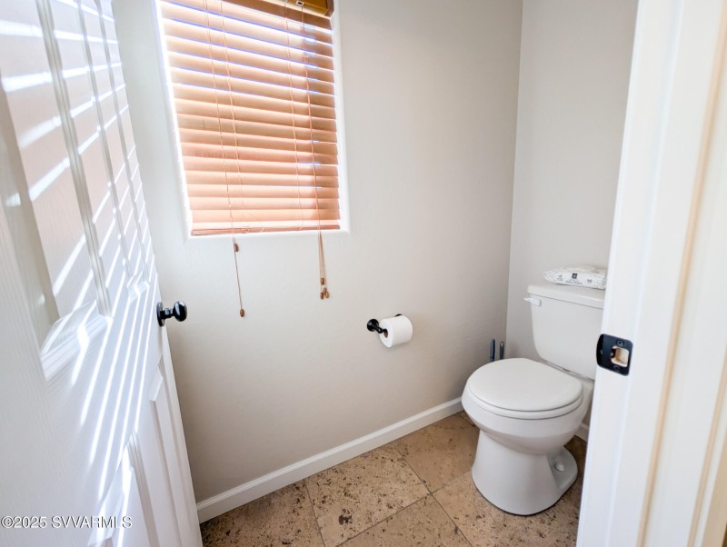 Primary Bathroom (2)