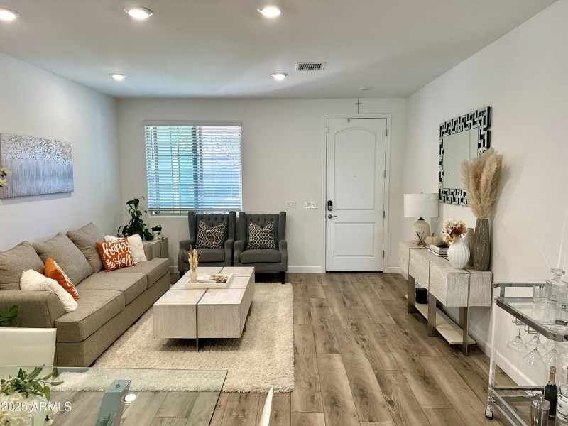 Formal living and entry