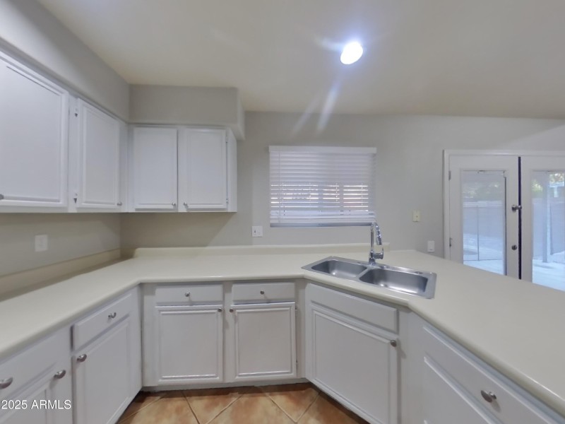 4_pc_793bTtUhNk_goAY6I2dX1_layout_0