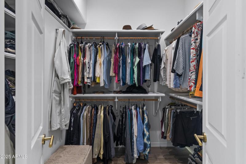 10115 E Bella Vista Dr-43