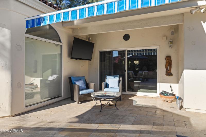 10115 E Bella Vista Dr-55