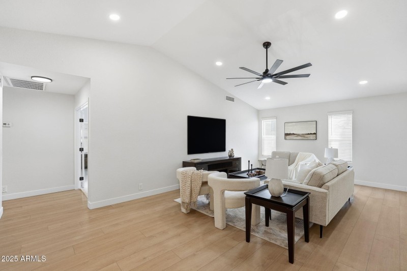 7-web-or-mls-007_ListerPros