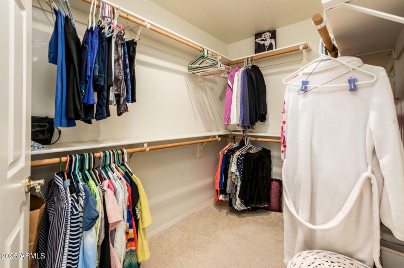 3813 E Desert Flower Ln - MLS-29