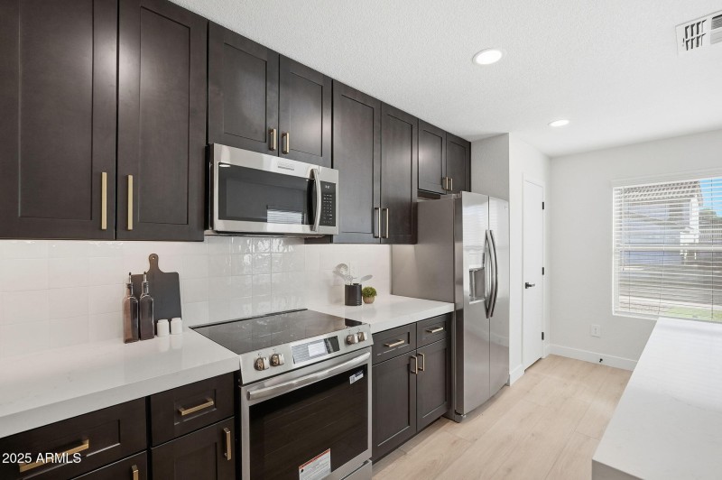 13-web-or-mls-013_ListerPros