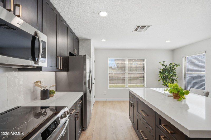 14-web-or-mls-014_ListerPros