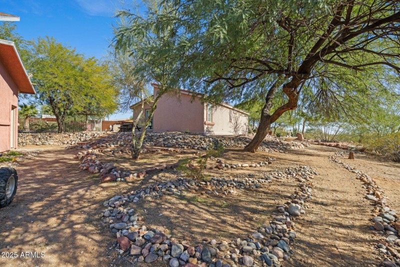 33-web-or-mls-42210-n-castle-hot-springs