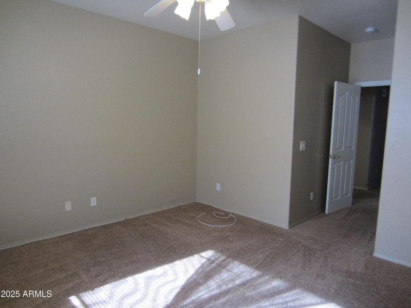 1071 Vista Grande 013