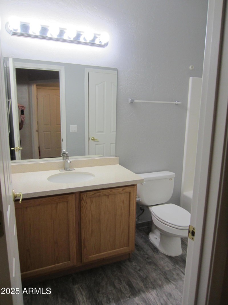 1071 Vista Grande 011