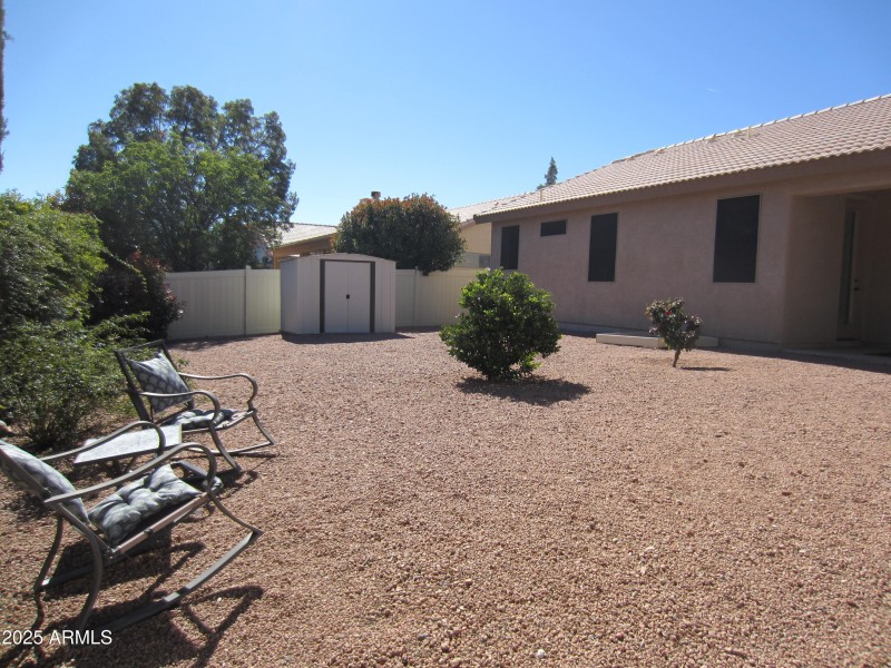 1071 Vista Grande 071