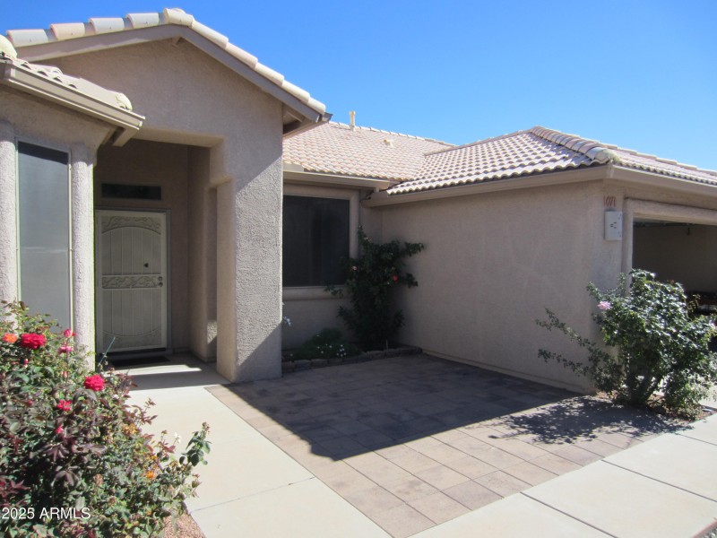 1071 Vista Grande 075