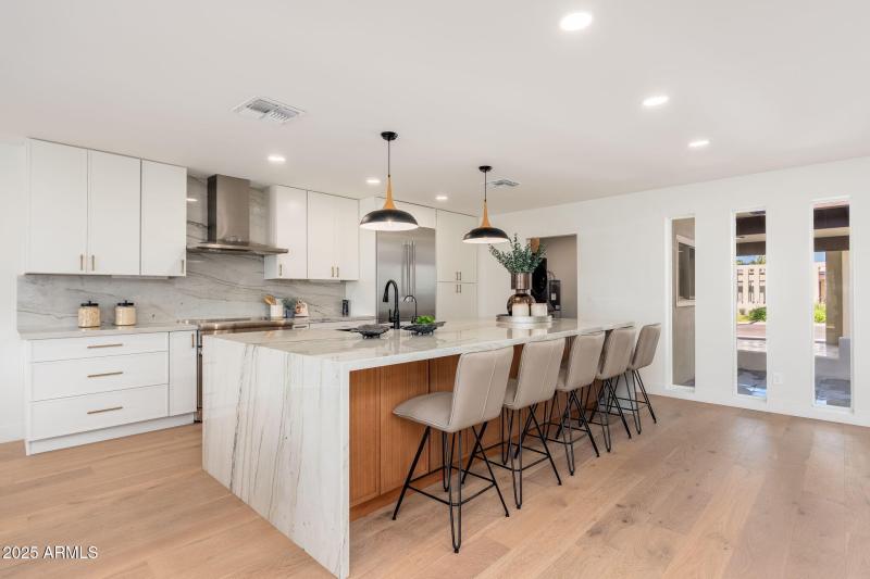 4333 E Fairmount Ave - 09