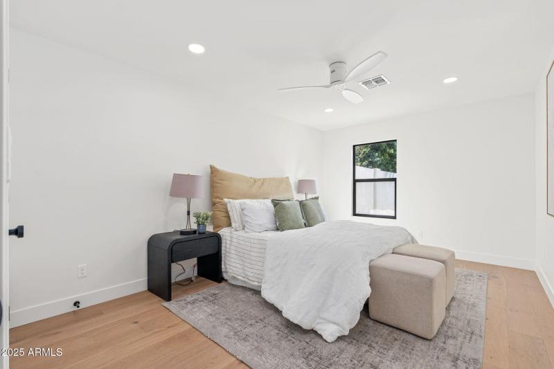 4333 E Fairmount Ave - 27