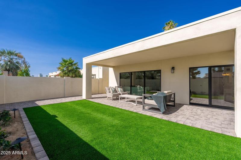 4333 E Fairmount Ave - 37