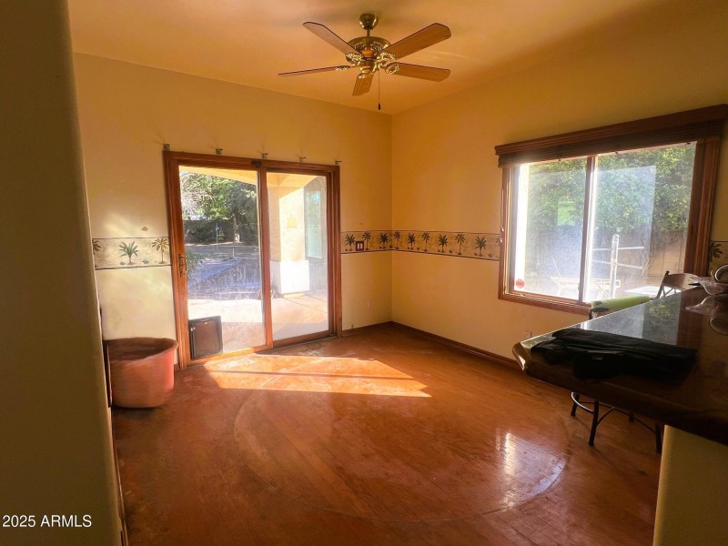 Eat-in Kitchen - 81st