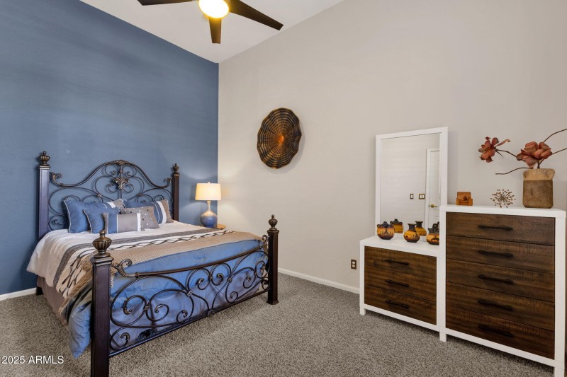 34-web-or-mls-12541-e-laurel-ln