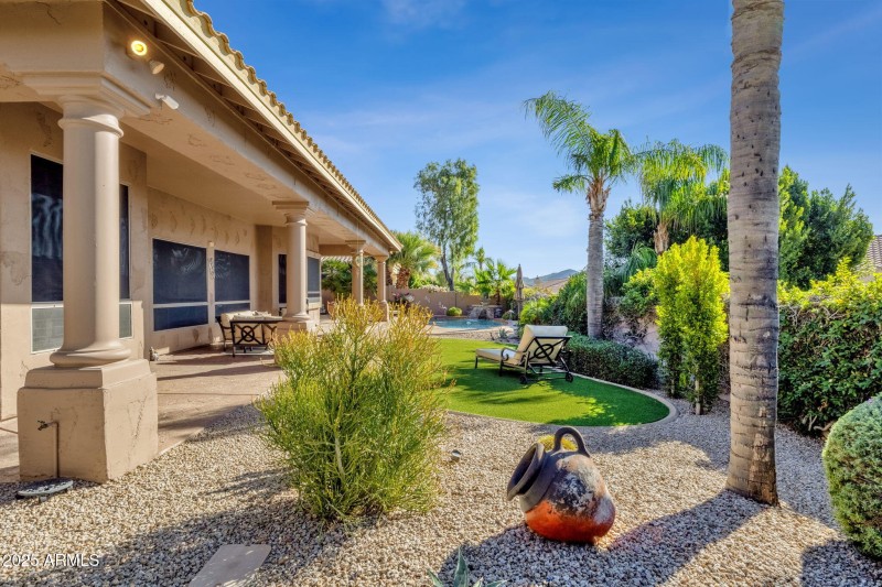 50-web-or-mls-12541-e-laurel-ln