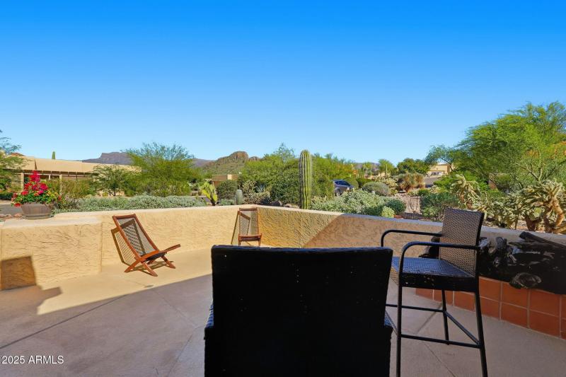 Plenty of room for entertaining!