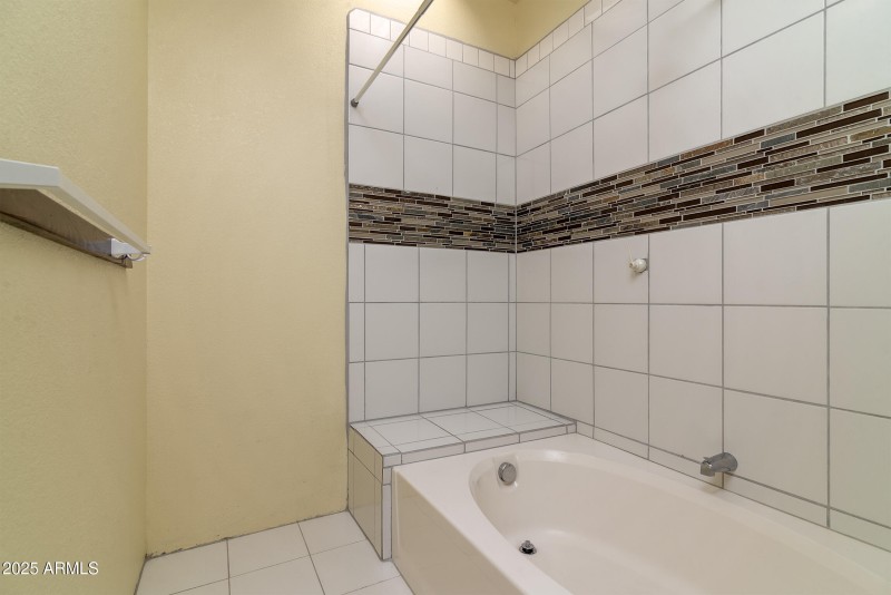 Guest suite Bathroom