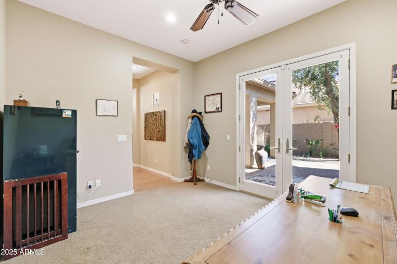 Home-office-Gilbert-3bd.jpg