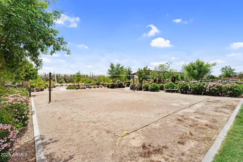 110-web-or-mls-OlivosNeighborhood-15