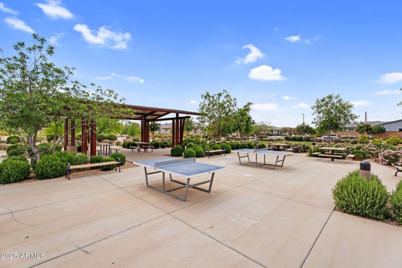 113-web-or-mls-OlivosNeighborhood-18