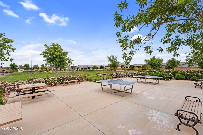 114-web-or-mls-OlivosNeighborhood-19