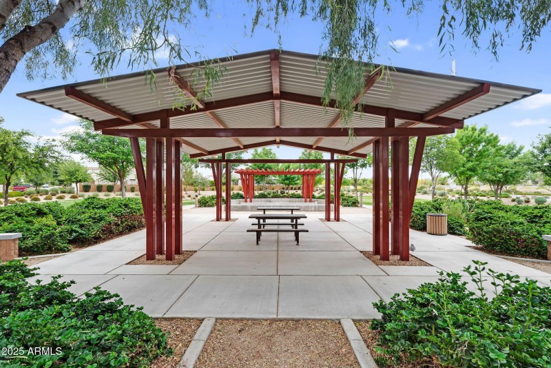 123-web-or-mls-OlivosNeighborhood-28