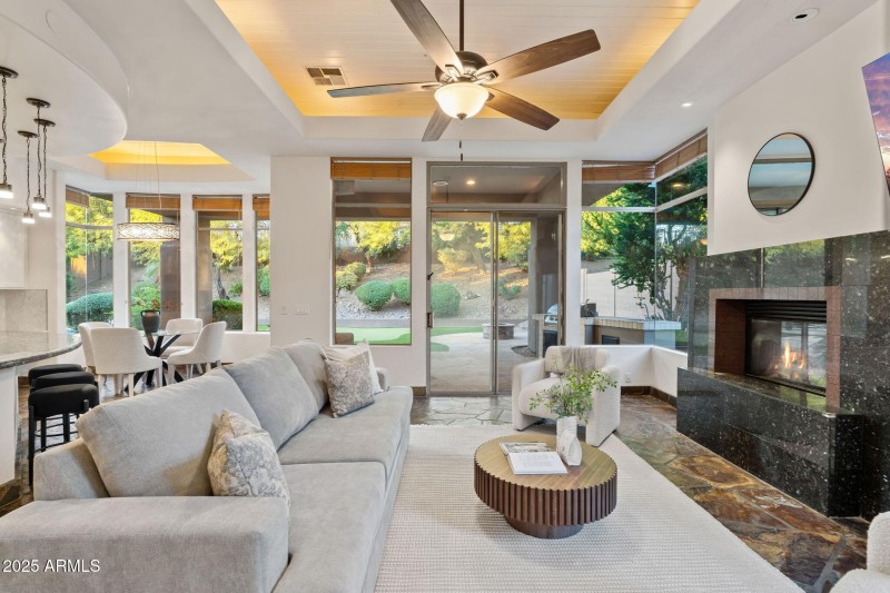 Cozzy Gas Fireplace in Family Room