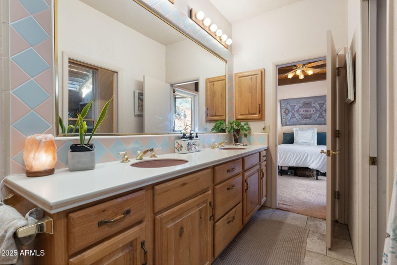 28-web-or-mls-DSC03694