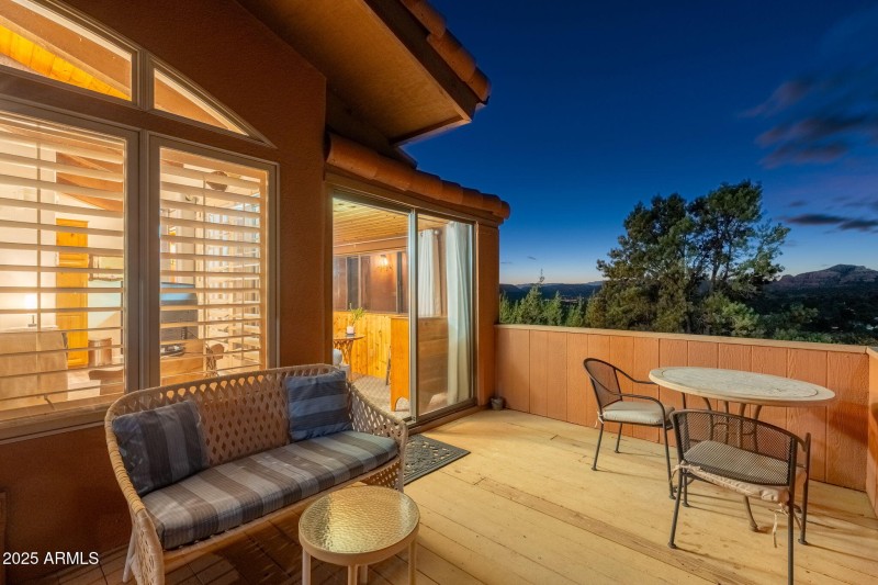 178-web-or-mls-QVB08797-HDR-Edit