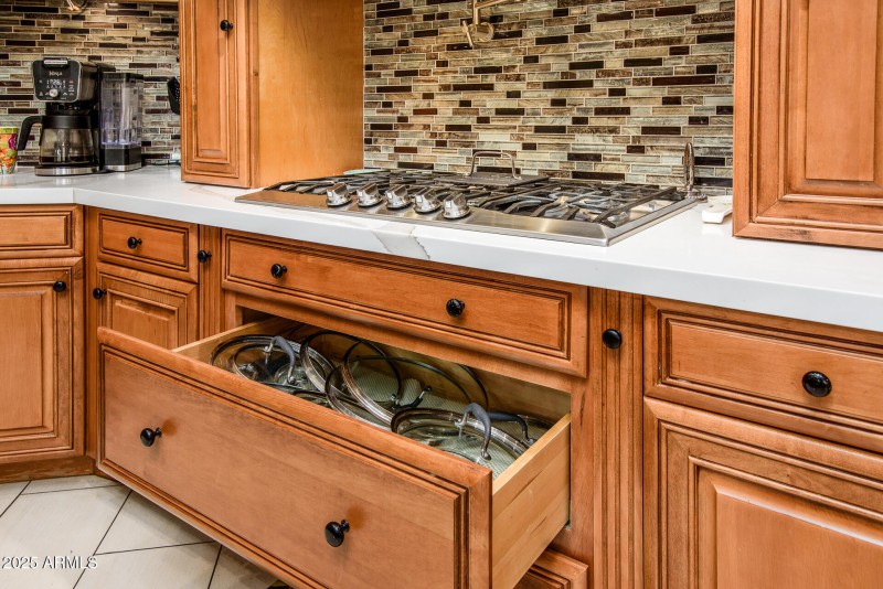 Large Draws for Optimal Storage