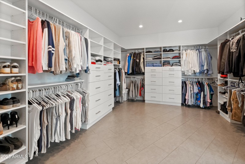 Walk in Closet