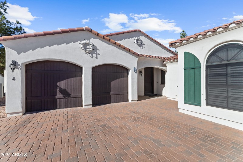 1777 W Ocotillo Rd #4-3