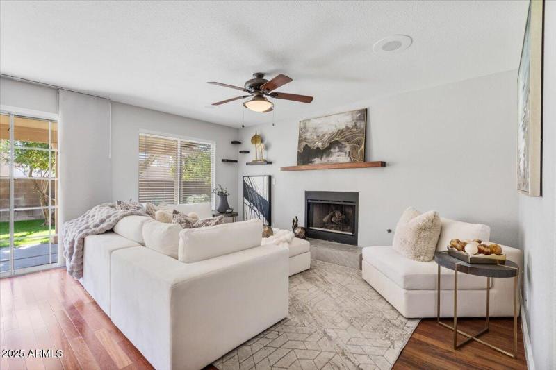 2nd living room